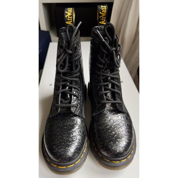 DR. MARTENS 1460 Women's Croc Emboss Leather Lace Up Boots - Gunmetal Wild Croc - Picture 1 of 12